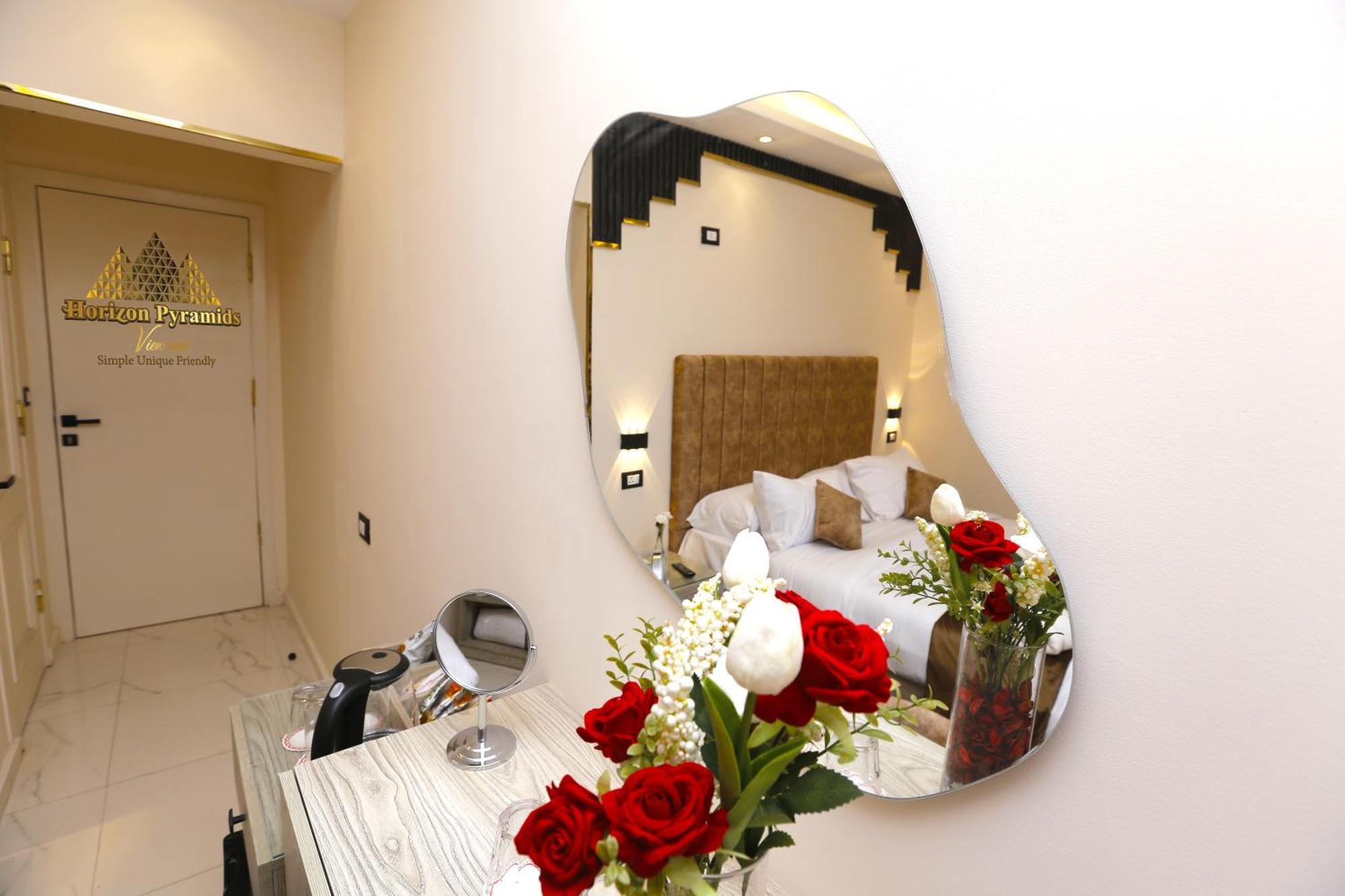 Horizon Pyramids View Inn Kafrat al Jabal Exterior photo
