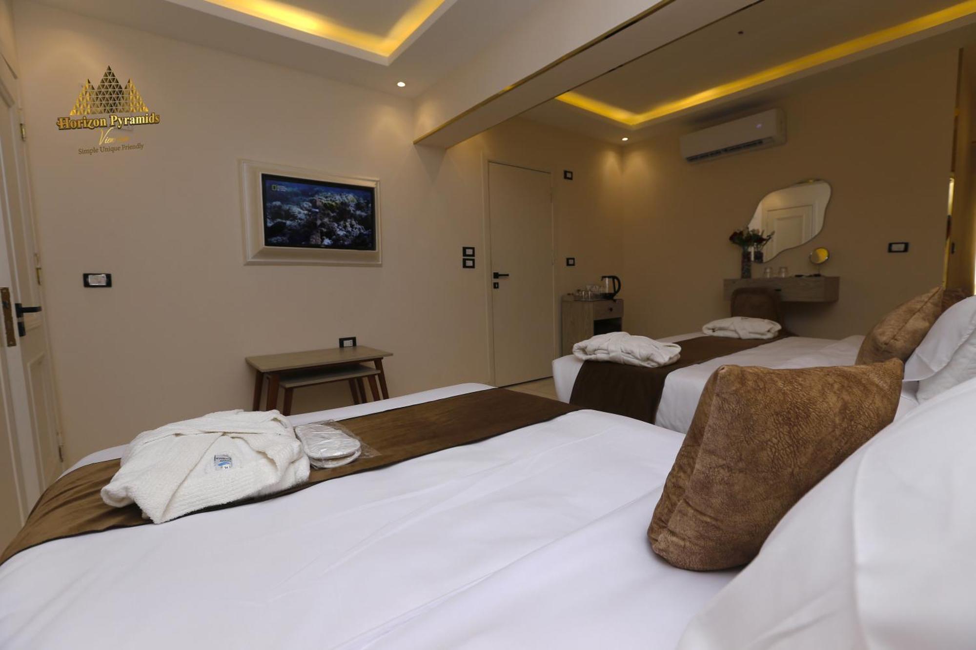 Horizon Pyramids View Inn Kafrat al Jabal Exterior photo