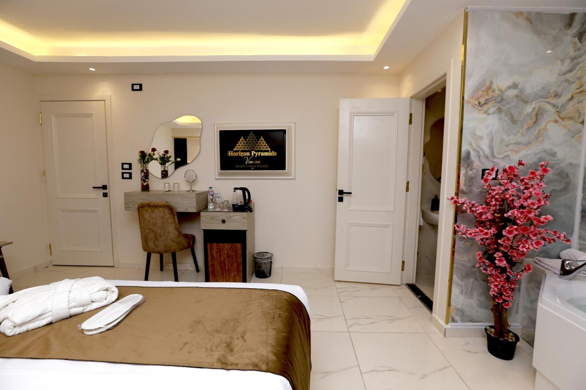 Horizon Pyramids View Inn Kafrat al Jabal Exterior photo